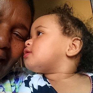 Meet your Posher, Mae